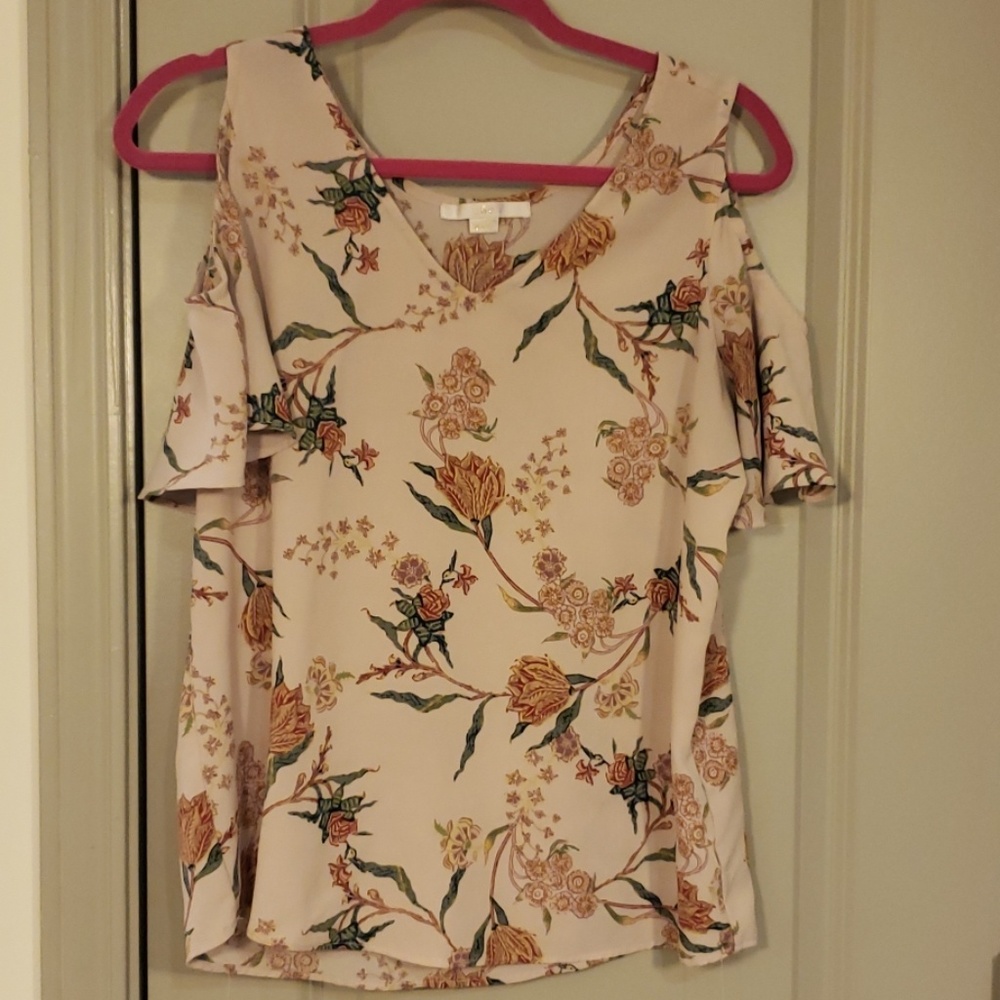 3/25$ Top Off the shoulder